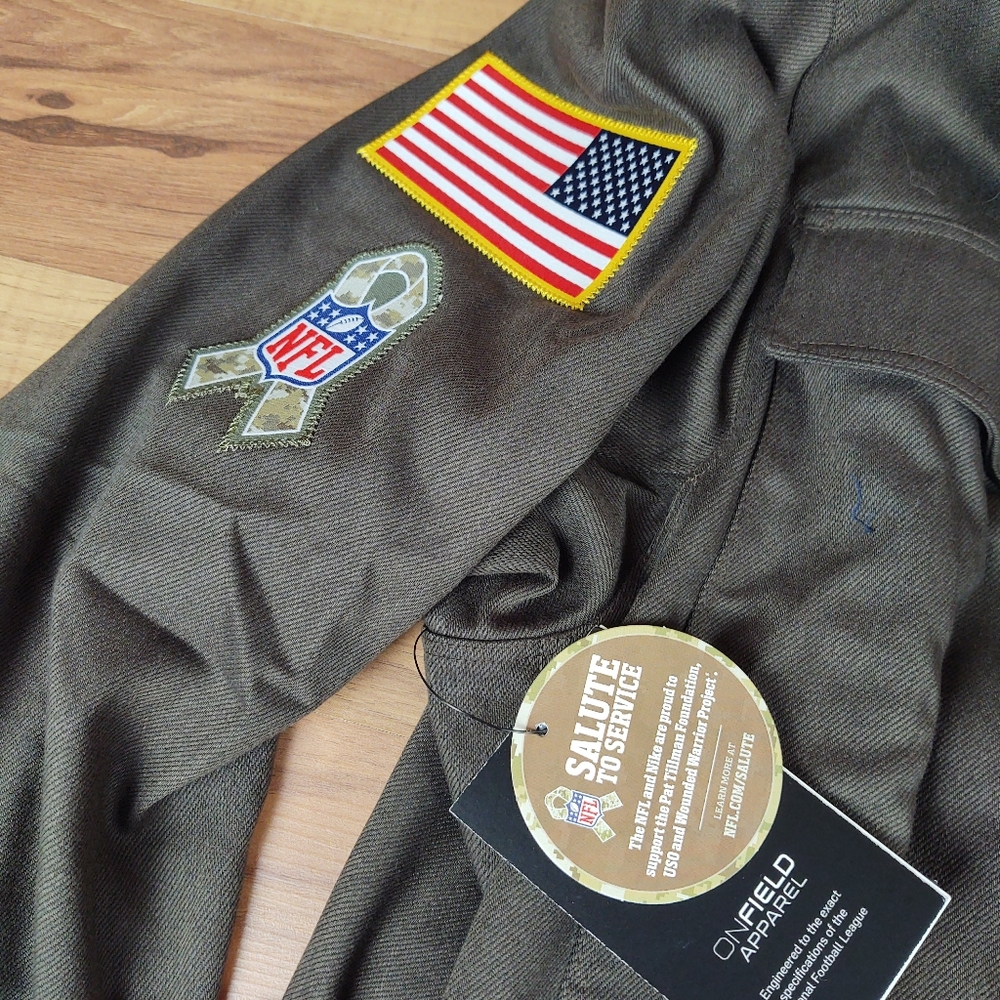 Nike Salute To Service Chicago Bears Winter Jacket - Picture 4 of 9